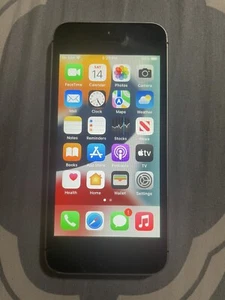 iPhone SE 1ère génération 32 Go - Photo 1 sur 5