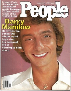 PEOPLE MAGAZINE BARRY MANILOW GREGORY PECK JACKIE GLEASON KIM CASALAUGUST 1977 - Picture 1 of 2