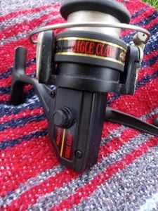Vintage 4040 Eagle Claw Reel Embossed Engraving Graphite 80s 90s Classic Manual - Picture 1 of 14
