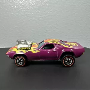 Hot Wheels Flying Colors Redline Rodger Dodger Viola Fiamme di Prugna Senza Nome Base - Foto 1 di 14