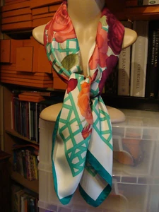 Hermes silk scarf, ROSERAIE by CHRISTIANE VAUZELLES , 1990. stunning . - Picture 1 of 19