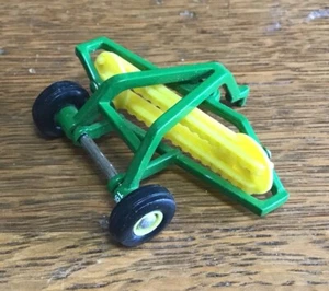 1/64 JOHN DEERE Hay Rake Side Delivery / ERTL / FARM TOY - Picture 1 of 4