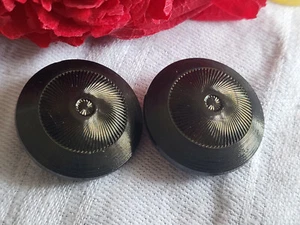 Duo boutons anciens en verre strié vert foncé métallisé 2,1 cm G10G - Picture 1 of 4