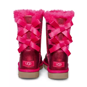 UGG BAILEY BOW GLISTEN RADISH SUEDE SHEEPSKIN SHORT WOMEN'S BOOTS SIZE US 7 NEW - Picture 1 of 6