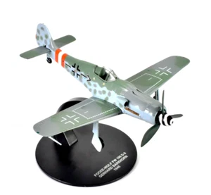 ATLAS 1/72 WWII FIGHTERS LUFTWAFFE FOCKE-WULF FW190 D-9 GERHARD BARKHORN 1945 - Picture 1 of 2