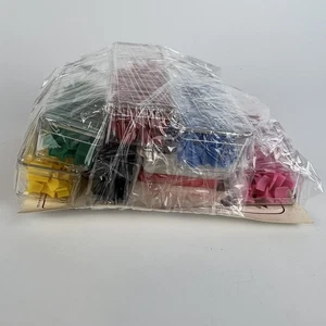 Vintage 1975 Risk Board Game Replacement Army Pieces – Plastic Soldiers & Parts - Picture 1 of 4