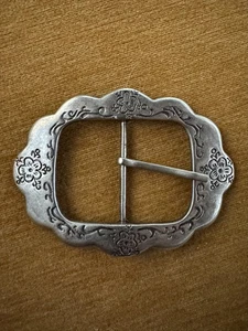 Old Silver Tone Floral Belt Buckle Ornate Scalloped Victorian Design - Picture 1 of 10