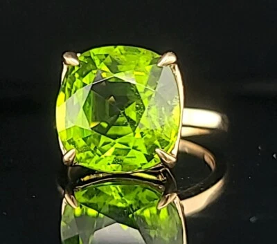 10.38ct. Tiffany & Co 18K Yellow Gold Ring Natural Peridot Cushion Cut GIA Cert  - Image 1 of 4