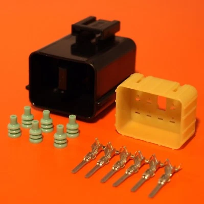 13 Way Male .070 Econoseal Electrical Wiring Multi Connector - Genuine AMP Parts - Image 1 of 4