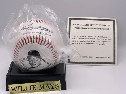 Willie Mays Commemorative Baseball 1995 Avon Gift Collection - New Cover