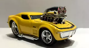 THE ORIGINAL MUSCLE MACHINES 1969 CHEVY CORVETTE 1/64 69 CORVETTE RESTOMOD - Picture 1 of 5