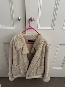 MINK PINK FAUX FUR JACKET SIZE S - Picture 1 of 7
