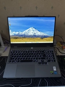 Ordinateur portable gamer Lenovo avec rtx 4060 et autres - Photo 1/9