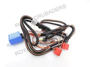 NEW UNIVERSAL 12V HEADLIGHT RELLAY WIRING HARNESS #G286 (CODE-6770) - Picture 1 of 3