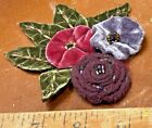 Applique vintage antique années 1900 fleurs velours perles feuilles cousues à la main 1 pièce