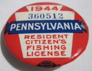 Original Vintage 1944 Pennsylvania PA Resident Fishing License Button Pin Badge - Picture 1 of 3