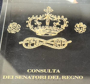 🔴 Targa VITTORIO EMANUELE consulta senatori del Regno plexy incisa dorata 13 - Picture 1 of 8