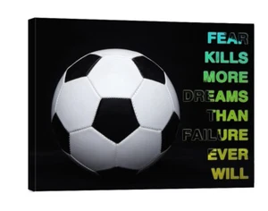 Arte de pared en lienzo inspiradora cita de fútbol El miedo mata más sueños habitación de niños - Imagen 1 de 7