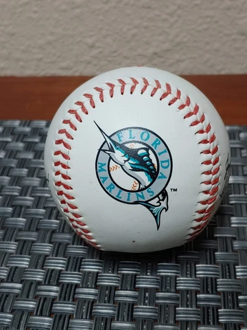 Florida Marlins Facsimile Signed Souvenir Promo Give Away Baseball   1994 Cover