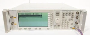 Agilent E4431B 250kHz - 2GHz ESG-D Series Signal Generator - Picture 1 of 7