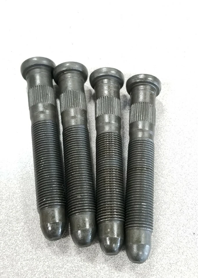Workhorse 15704961 Wheel Studs 5/8 inch- 4 pack - Image 1 of 1