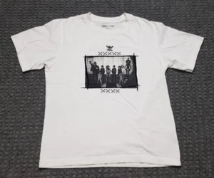 Uniqlo Archive x One Piece PEQUEÑA Camiseta Blanca Calavera y Huesos Estilo Mafia - Imagen 1 de 18