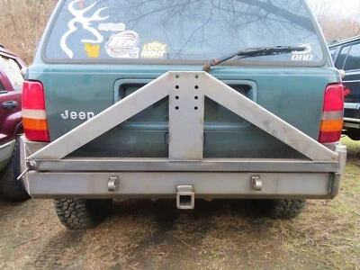 Elite Rear Bumper w/ Tire Carrier For Jeep Grand Cherokee ZJ Foto 1 de 2