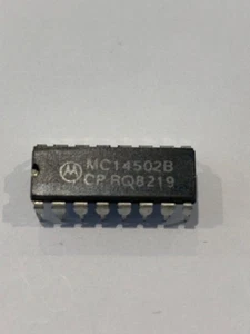 MC14502BCP  IC - Picture 1 of 1