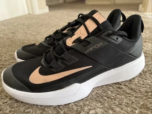 Nike Women’s Court Vapor Lite DC3431-033 Black Running Sneakers Size 10.5 - Picture 1 of 13