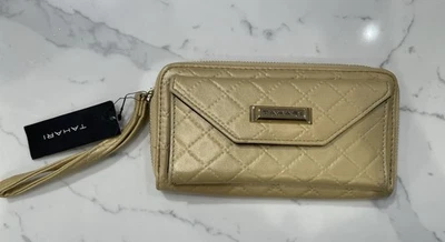 Новый с Ярлыками Tahari золото выстеганная молния вокруг бумажник - Изображение 1 из 4