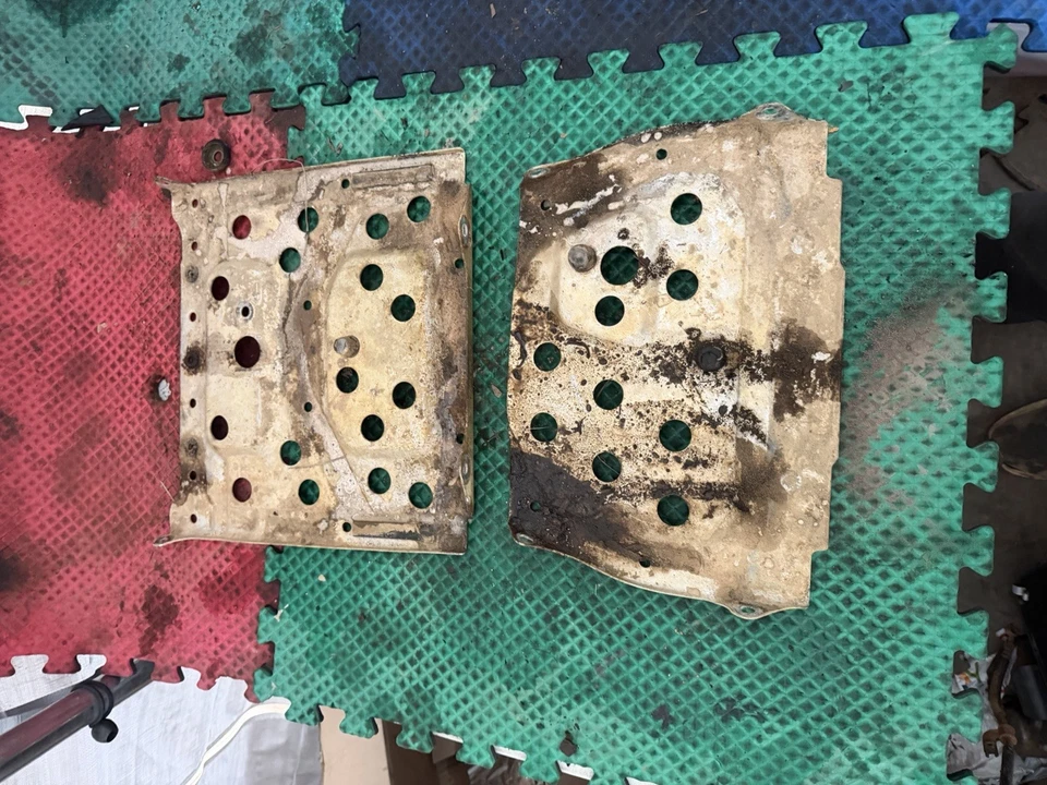 Honda Foreman Rubicon 500 2002 OEM placa de deslizamiento central delantera 50360-HN2-000 AH53 Foto 1 de 3