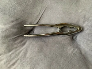 Scrolled Nut Cracker Double Sink Cast Head - Picture 1 of 8