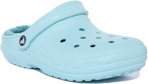 blue fluffy crocs