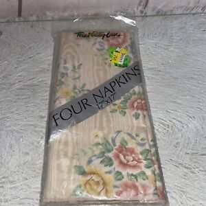 New Vintage 1983 Town & Country 4 Cloth Napkins 17” Moire Floral /Wood Cot/Poly