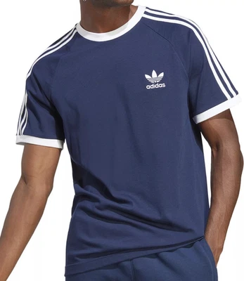 Camiseta Adidas Hombre Grande Azul o Azul Marino Manga Corta con Tres Rayas Blancas Foto 1 de 4
