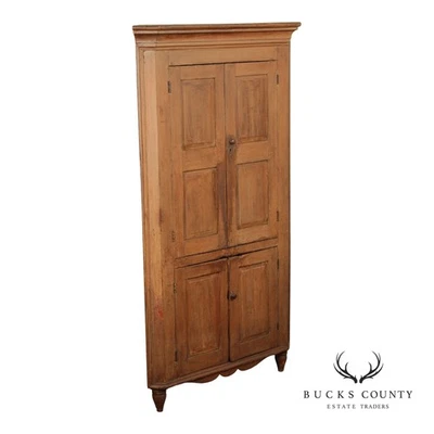 Armário de canto antigo americano primitivo pintado - Imagem 1 de 4