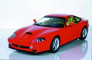 1:18 Modelli UT Ferrari 550 Maranello rosso, argento - Foto 1 di 4