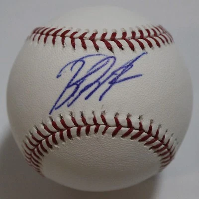 Bola de beisebol autografada assinada única por Billy Butler  - Imagem 1 de 2