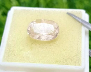 3,3 Karat augenrein ovale Form Brillantschliff hellrosa Farbe Topas Edelstein - Bild 1 von 4