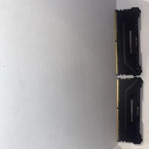2x Corsair Vengeance RGB Pro 16GB DDR4 RAM - Afbeelding 1 van 3