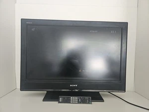 SONY KDL-32S3000 LCD Digital Color TV 32" Flat Screen HDMI PC Monitor w/ Remote - Picture 1 of 5