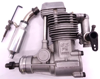 O.S FS 40 SURPASS 4 STROKE GLO ENGINE WITH EXHAUST IN GOOD  CLEAN CONDITION - Image 1 of 4