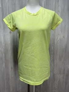 Lululemon Athletica Swiftly Tech Yellow Shirt Short Sleeve Size 10 - Picture 1 of 5