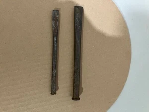 Lot of 2 Vintage Antique Heavy Duty Chisels Tool 5.5" and 4.75" - Picture 1 of 2