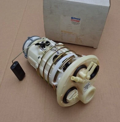 1991-1993 Town & Country Caravan Voyager AWD NOS MoPar FUEL PUMP SENDER MODULE - Image 1 of 4