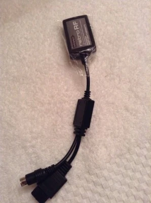 New retro-bit retro RF UNIVERSAL RF UNIT for SNES/N64/GENESIS 2 - Image 1 of 4