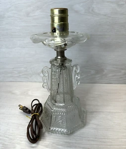 Vintage Glass Boudoir Accent Lamp Missing Hanging Prisms - Picture 1 of 9
