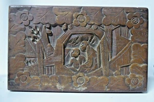 OLD CHINESE CARVED CAMPHOR TIMBER JEWELLERY BOX , WOODEN TEA CHEST HONG KONG - Picture 1 of 10