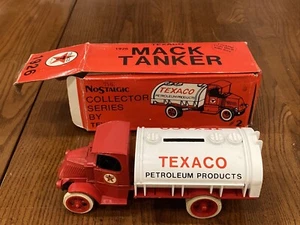 TEXACO 1926 MACK TANKER #2 SERIES 1985 MINT W/ BOX #9238UO RARE ERTL NEAR MINT - Picture 1 of 24