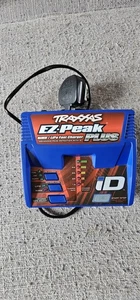 Traxxas EZ-Peak Plus 4 Amp. NiMH/Lipo Fast Charger (iD Battery Detection) - Picture 1 of 2